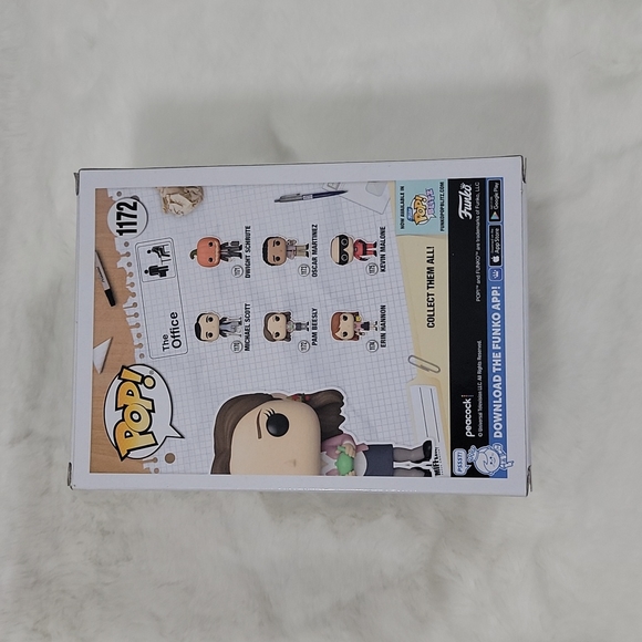 Funko POP! The Office Pam Beesly With Tea Pot #1172 - Picture 5 of 7